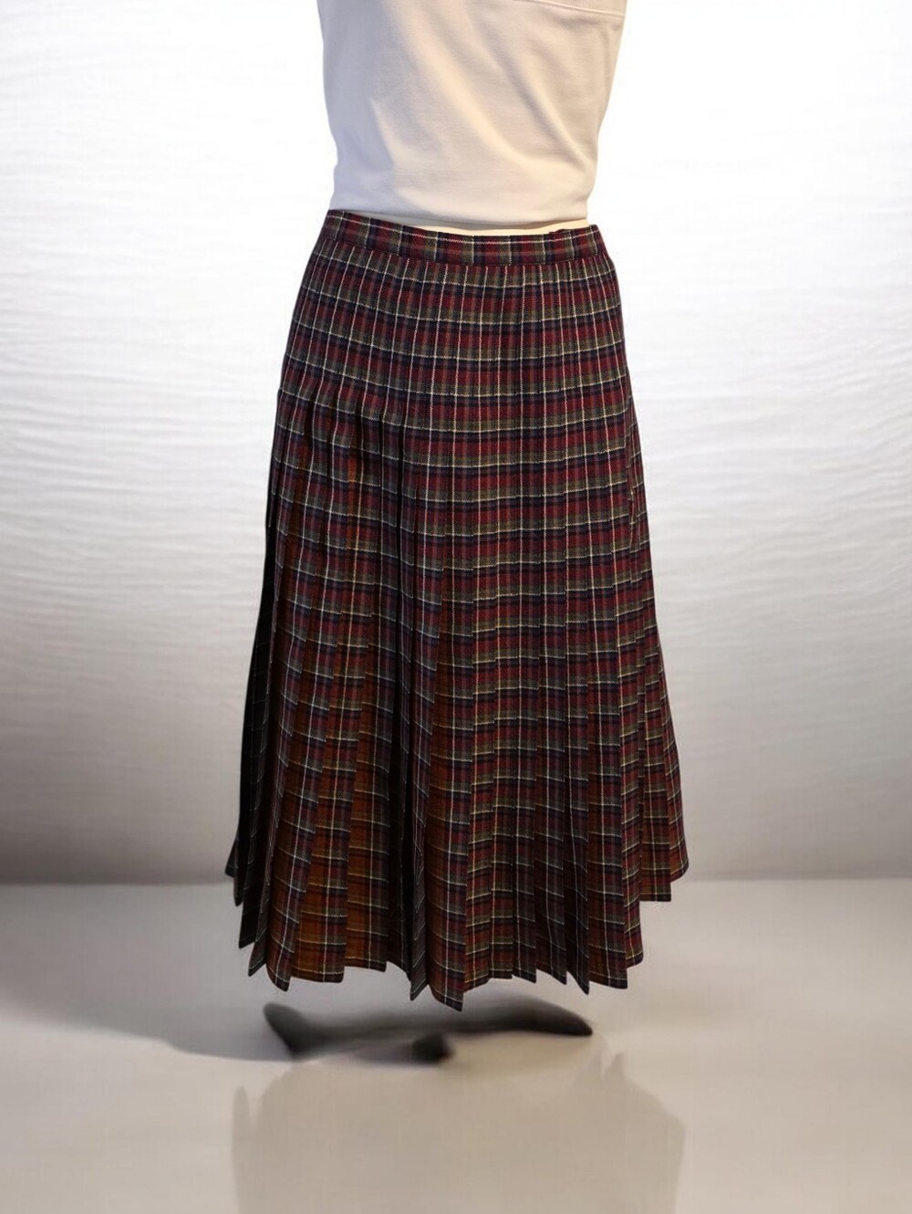 **Vintage Collection London Reversible Pure Wool Plaid Pleated Skirt Size 14